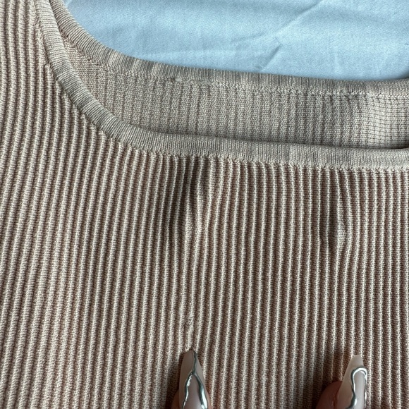 ARITZIA BABATON SCULPT KNIT TANK - Picture 4 of 7